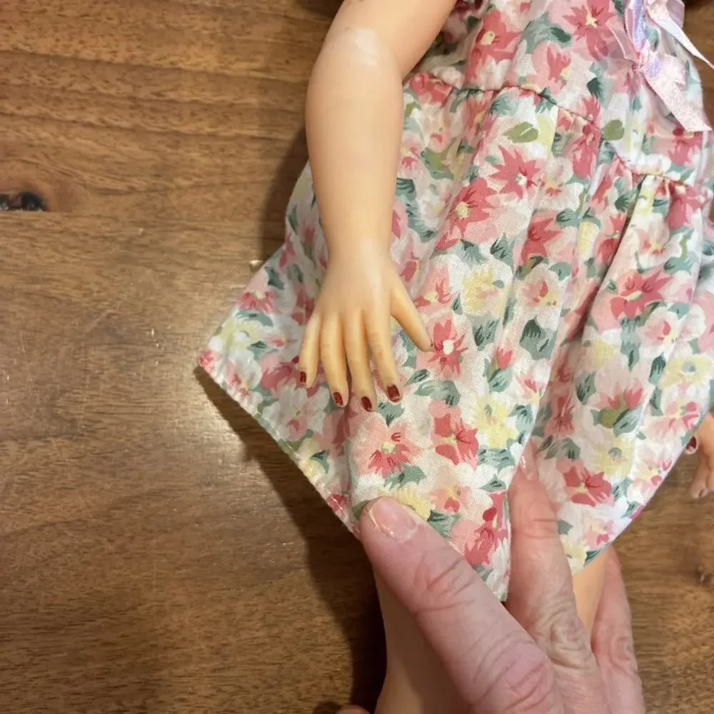 Vintage Miss Revlon Ideal Doll with‎ floral dress